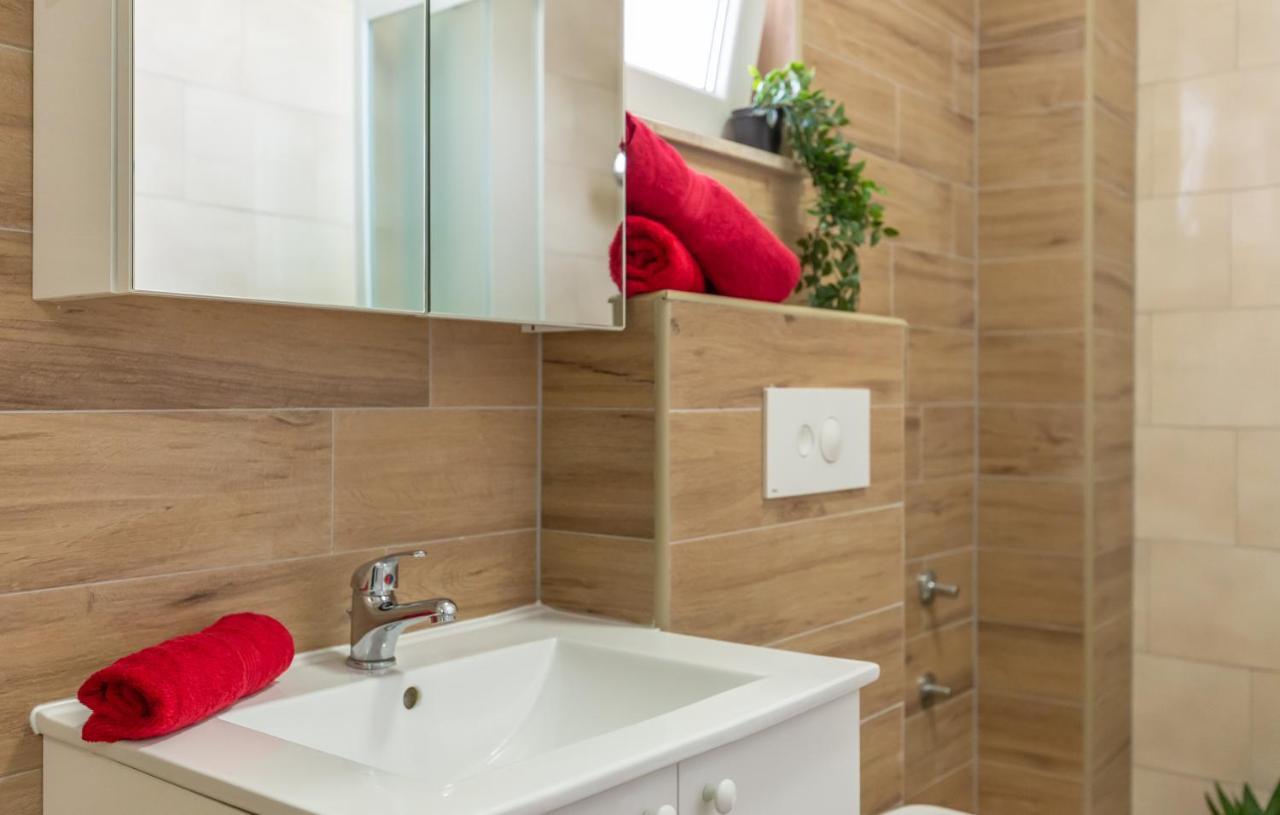 Andela 2 Apartment Makarska Bagian luar foto